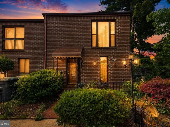 834 Wheeler Hill Drive SE 834, Washington DC 20032