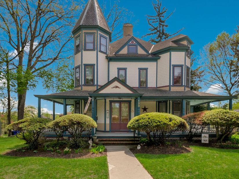 130 Woodland Road, Wyncote PA 19095