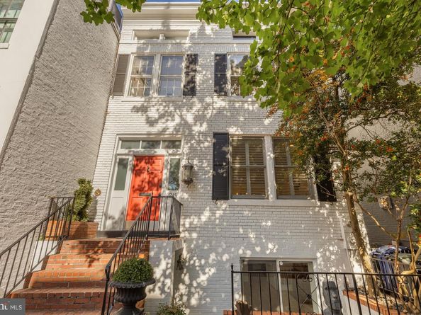 3249 P Street NW, Washington DC 20007