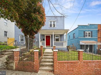 131 Darrington St SW DARRINGTON STREET SW