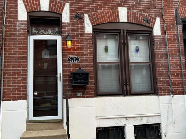 2712 Sears Street, Philadelphia PA 19146