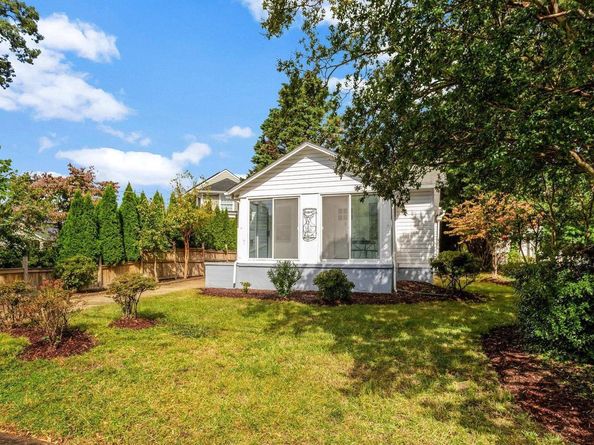 2621 2nd Road N, Arlington VA 22201