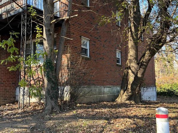 3939 Lankenau Avenue, Philadelphia PA 19131