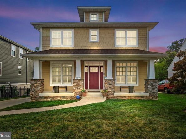 2504 Washington Boulevard, Arlington VA 22201