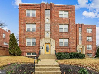 305 Whittier Street NW