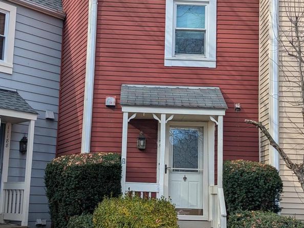 11186 Silentwood Lane, Reston VA 20191