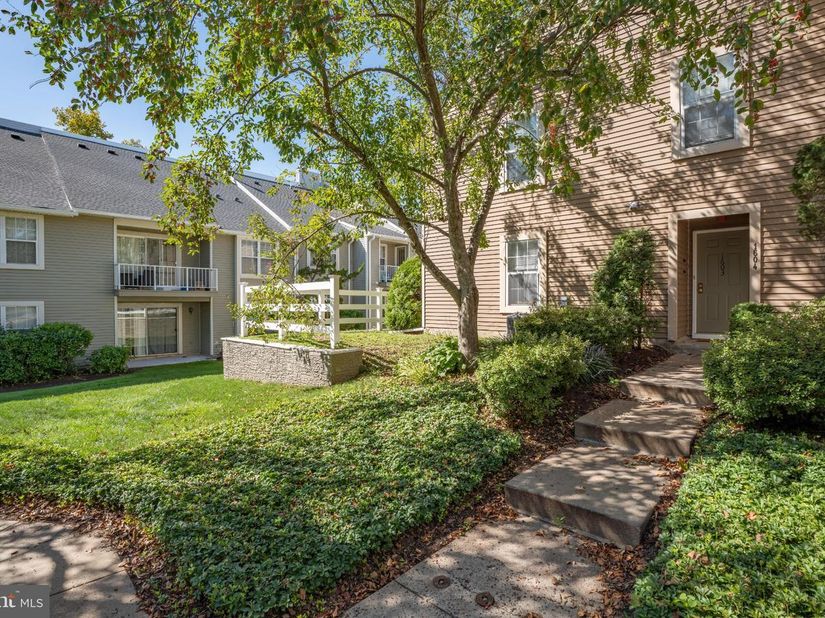 1603 Society Place, Newtown PA 18940
