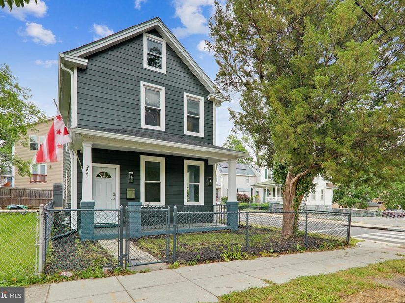 2841 Mills Avenue NE, Washington DC 20018