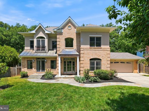 13 Trailridge Court, Potomac MD 20854