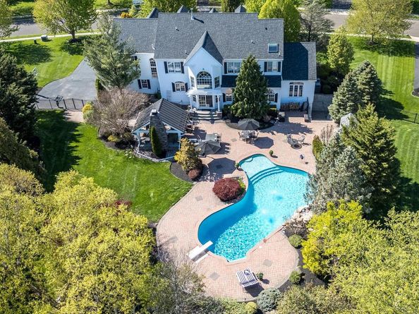 2209 Denbeigh Drive, Jamison PA 18929
