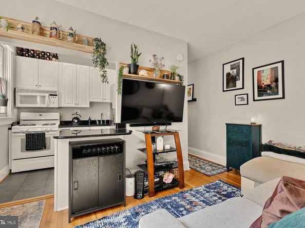 3022 Wisconsin Avenue NW 208, Washington DC 20016