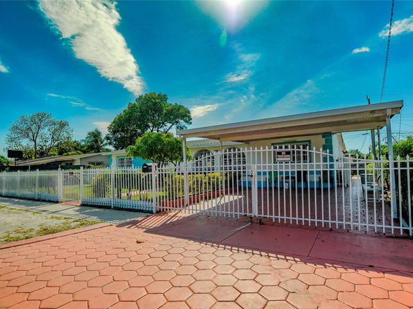 17800 NW 8th Ave, Miami FL 33169
