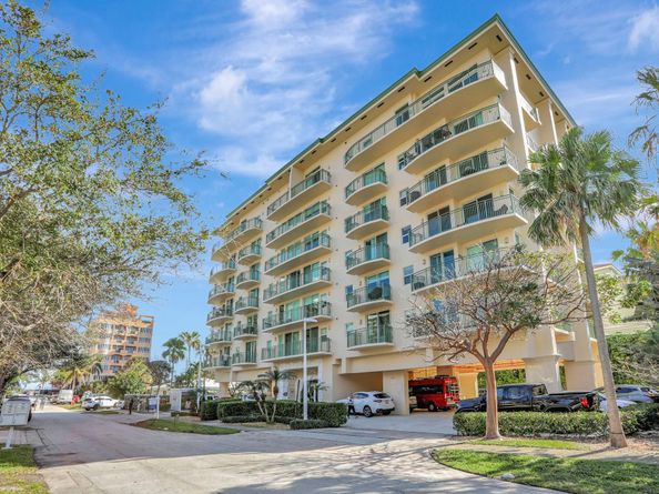 3210 NE 5TH St 202, Pompano Beach FL 33062