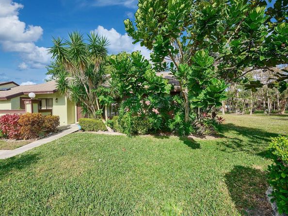 498 Iron Forge Ct Court, Royal Palm Beach FL 33411