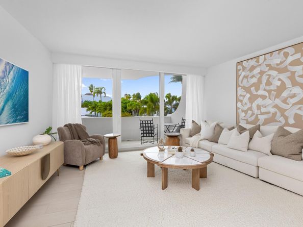 130 Sunrise Avenue 216, Palm Beach FL 33480