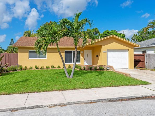 1301 N L Street, Lake Worth Beach FL 33460