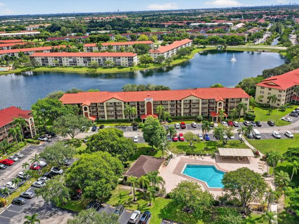 13055 SW 15th Ct 310S, Pembroke Pines FL 33027