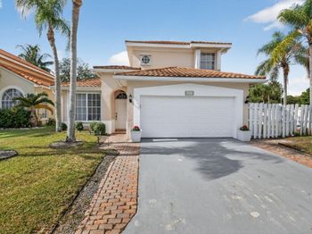 1023 Fairfax Circle