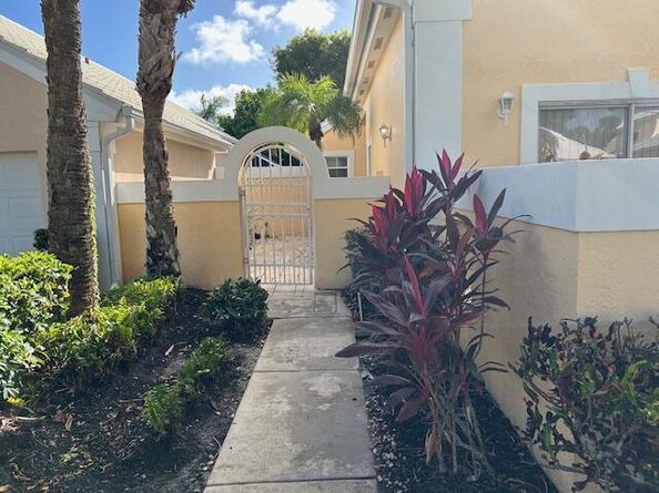 1100 Lytham Court, West Palm Beach FL 33411