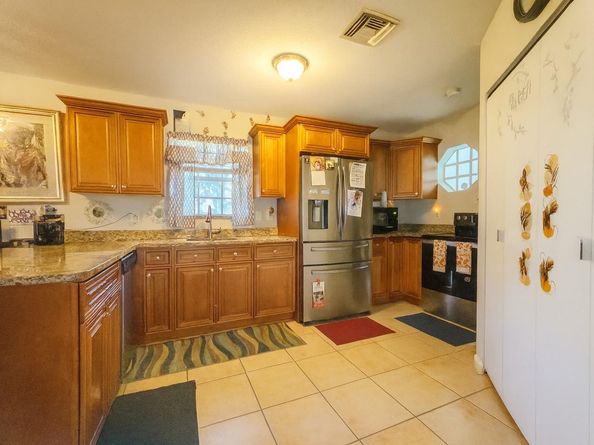 1403 SW 27th Ct, Fort Lauderdale FL 33315