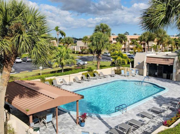 4242 Deste Court 301, Lake Worth FL 33467