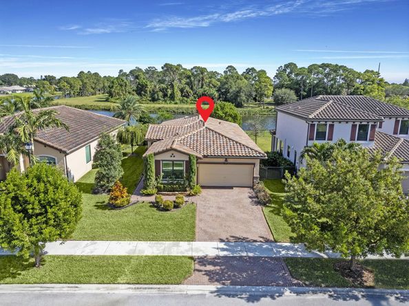 3214 Dunning Drive, Royal Palm Beach FL 33411