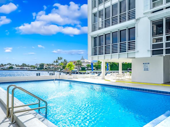 850 NE Spanish River Boulevard 33, Boca Raton FL 33431
