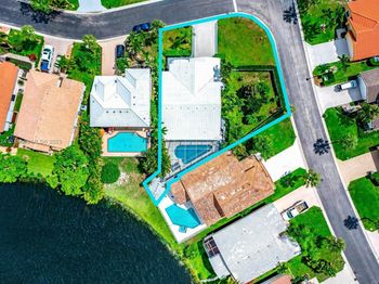 2690 Linkside Drive S