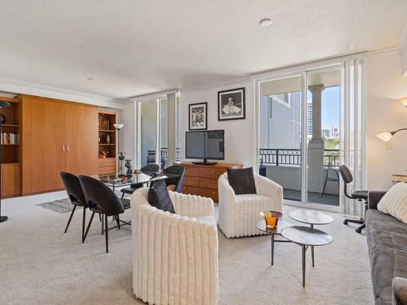 600 S Dixie Highway 352, West Palm Beach FL 33401