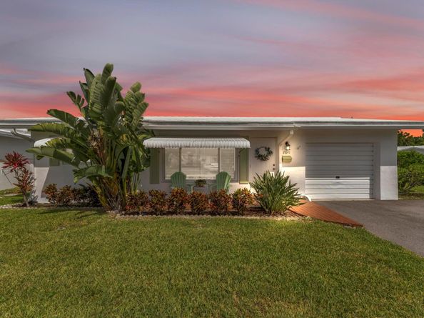 2641 W Golf Blvd, Pompano Beach FL 33064