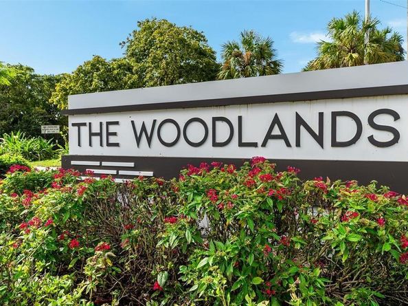 5100 Yellow Pine Ln, Tamarac FL 33319