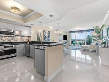 2650 Lake Shore Drive