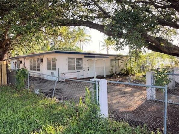 6309 Hayes Street, Hollywood FL 33024