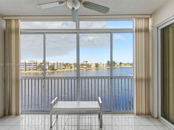 7727 Southampton Terrace 311, Tamarac FL 33321