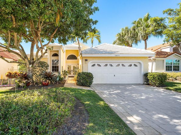 13853 Palm Grove Place, Palm Beach Gardens FL 33418