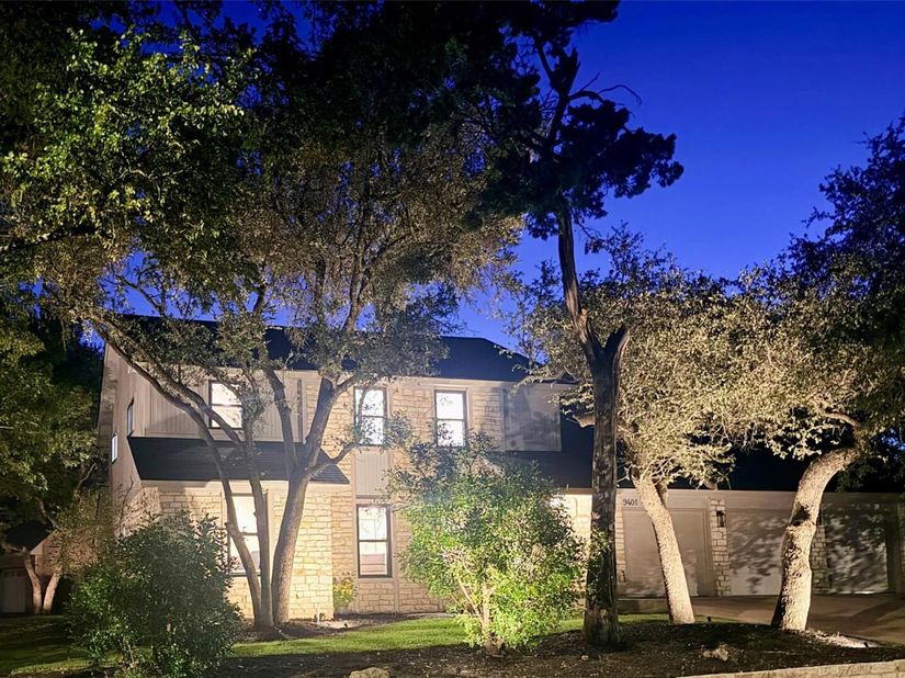 9401 Topridge DR, Austin TX 78750