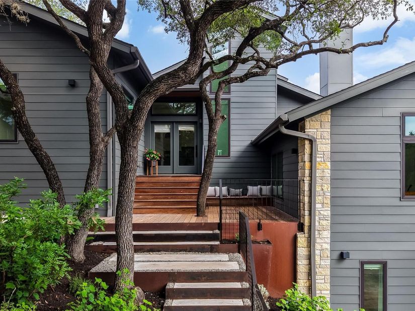 5801 Valley CIR, Austin TX 78731