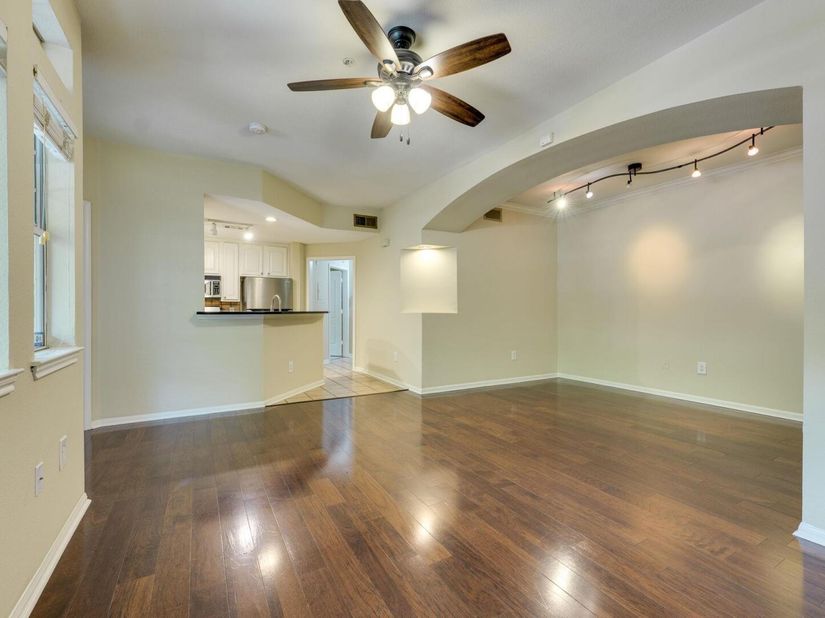 9525 N Capital Of Texas Highway 414, Austin TX 78759