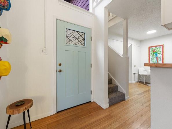 5608 Cougar DR 220, Austin TX 78745