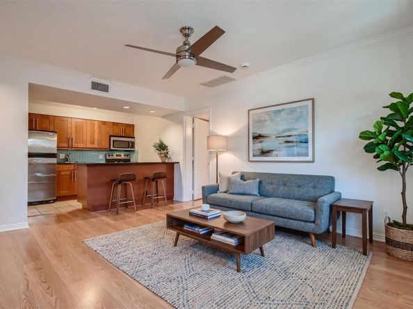7685 Northcross DR 323, Austin TX 78757