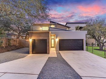 2401 Trailside DR