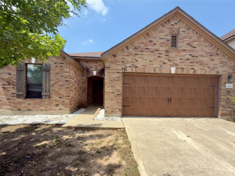 825 Watson WAY, Pflugerville TX 78660