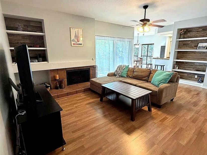 4711 Spicewood Springs RD 164, Austin TX 78759