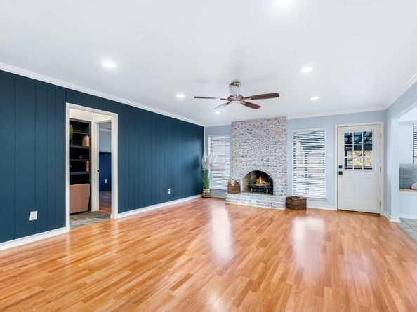 208 Woodmont DR, Georgetown TX 78628