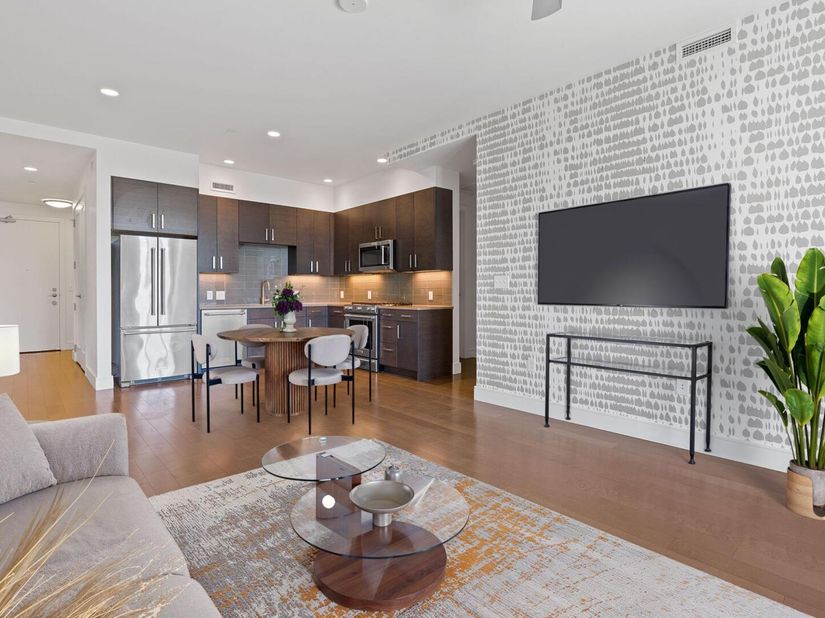 222 West Ave 1412, Austin TX 78701