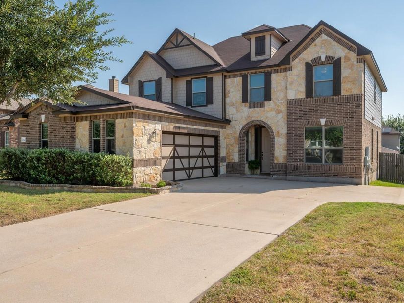 18724 Star Gazer WAY, Pflugerville TX 78660