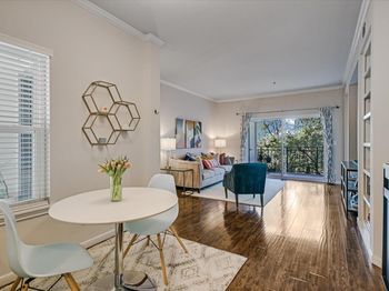 6000 Shepherd Mountain CV