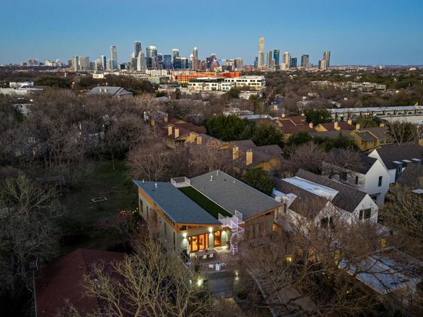 1700 Ravey ST A, Austin TX 78704