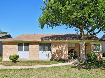 10406 Little Pebble DR