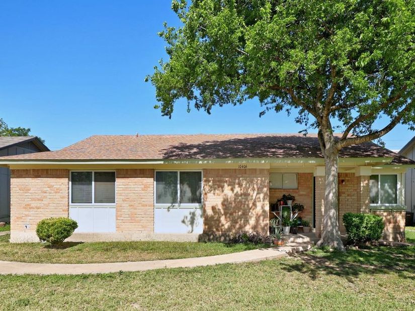 10406 Little Pebble DR, Austin TX 78758